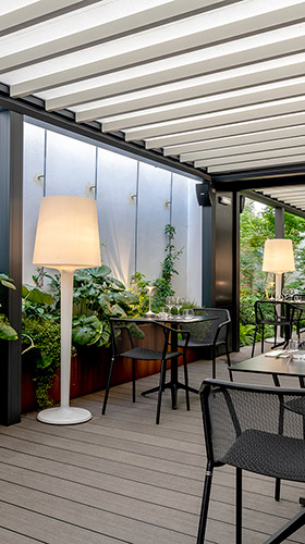 La terrasse extérieure du restaurant
